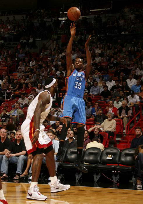 FIBA秘书长：CBA将比赛改为40分钟，是对FIBA规则的极大支持（FIBA秘书长赞CBA将比赛改为40分钟：对FIBA规则的有力支持）