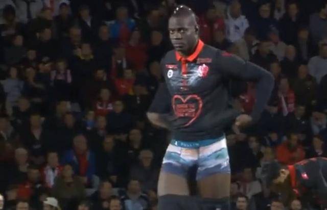 已经不是第一次了！菲利普-阮首回合就曾因失误送给国安两球