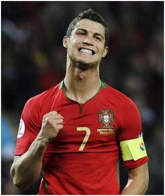 足球联赛赛季最佳球员排行榜公布