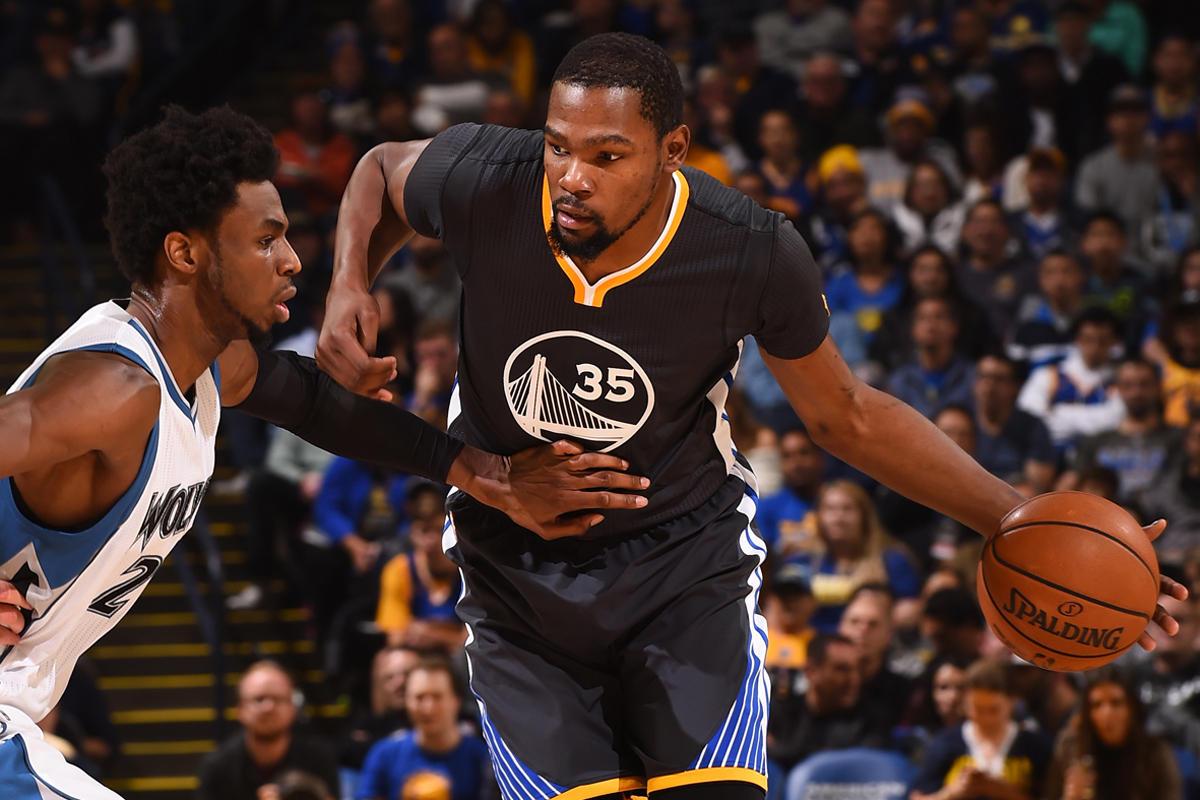 足球世界杯再次出现误判，慢镜头疯传（世界杯再现误判，慢镜头刷屏）