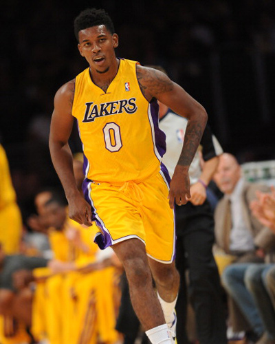 图片报总结科贝尔进步因素：训练精细化、调整站位、优化动作（《图片报》盘点科贝尔提升关键：精细化训练、站位调整、动作优化）