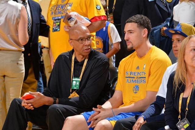 巴黎多粒进球豪取大胜（巴黎多点开花大比分取胜）